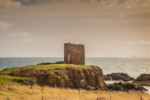 A changing tower for Lady Anstruther when bathing in the 1770s.